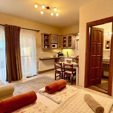 Naposdombi Apartment